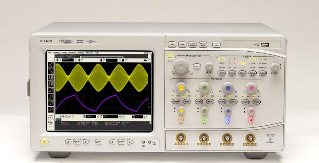 Agilent / Keysight DSO8064A Infiniium Oscilloscope: 600 MHz, 4 channels