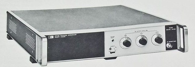 HP / Agilent 8443B TRACKING GEN