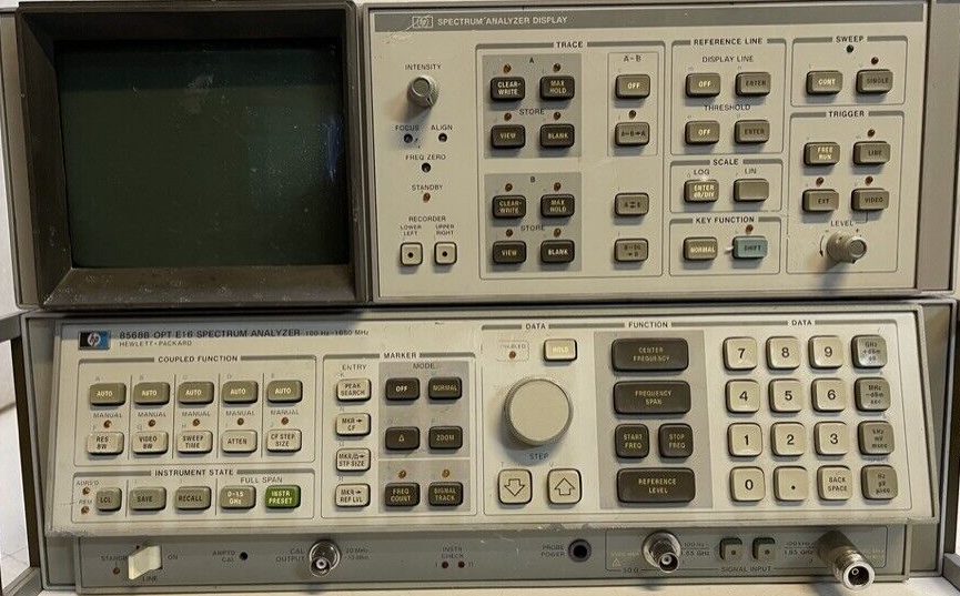 Agilent / Keysight 8568B Spectrum Analyzer, 100 Hz to 1500 MHz