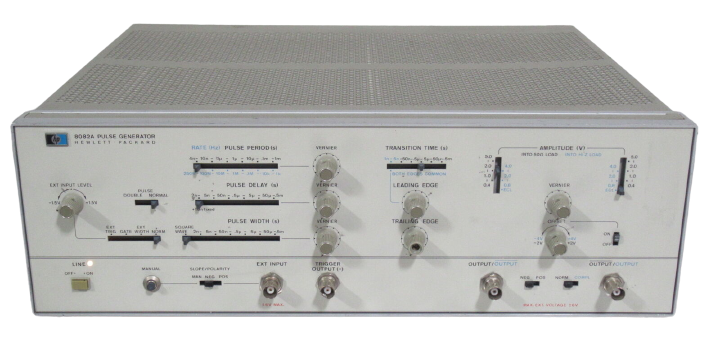 HP / Agilent 8082A 250MHz DUAL-OUTPUT PULSE GENERATOR