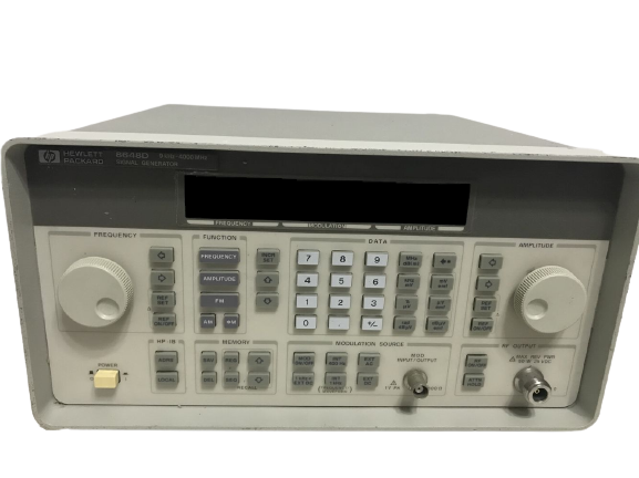 Agilent / Keysight 8648A Synthesized RF Signal Generator, 100 kHz to 1000 MHz