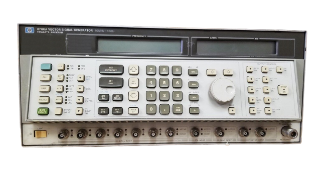 Agilent / Keysight 8780A Vector Signal Generator, 10 MHz to 3 GHz