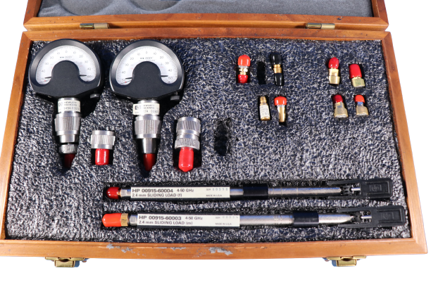 Agilent / Keysight 85056A Standard Mechanical Calibration Kit, DC to 50 GHz, 2.4 mm
