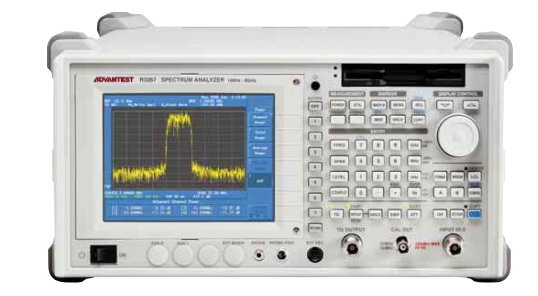 Advantest R3267 Spectrum Analyzer
