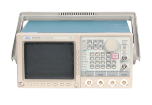 Tektronix DG2040 0.1 Hz-1100 MHz Data Pattern Generator