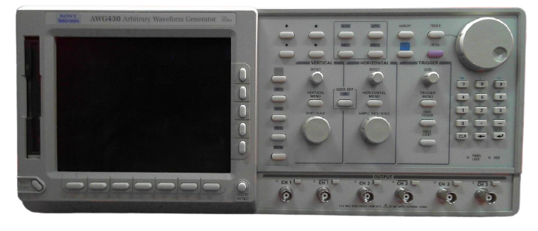 Tektronix AWG430 200 MS/s, 16-Bit Three Channel Arbitrary Waveform Generator