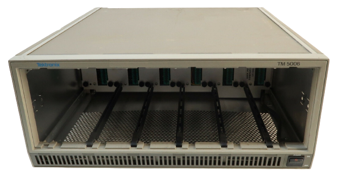 Tektronix TM5006 Mainframe